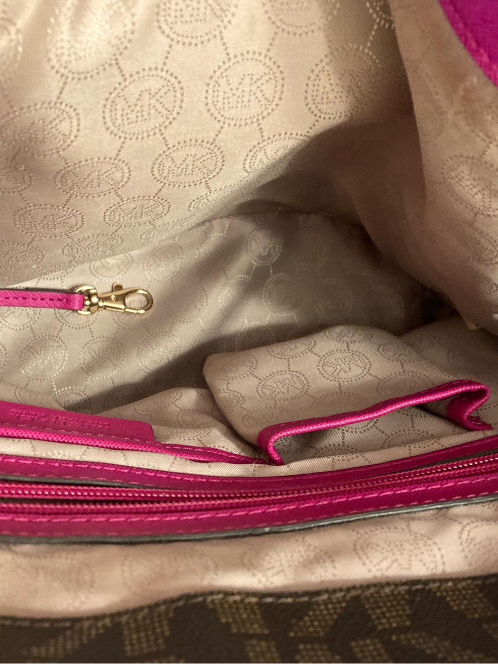 Michael Kors Tote, brown with pink trim - Picture 9 of 12
